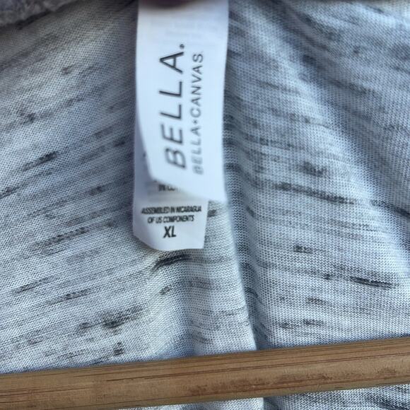 Bella Canvas Gray tank top with cow face red bandana size XL - Picture 4 of 7